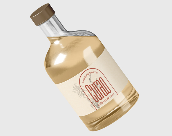 Etiqueta en botella de viche con material bond natural de arclad